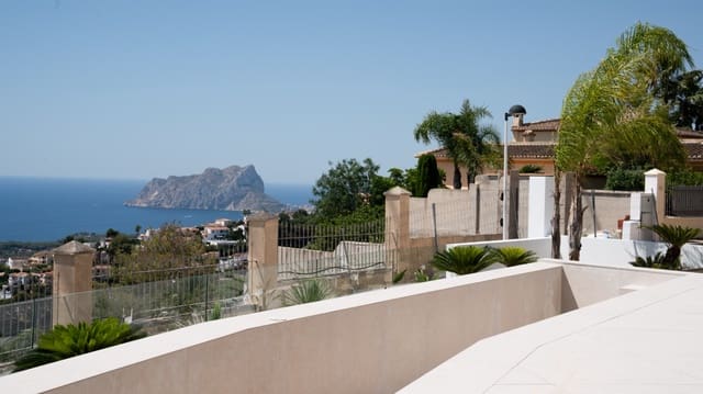 5 soveværelse Villa til salg i Moraira, Teulada-Moraira med swimmingpool garage - € 3.750.000 (Ref: 7855650)