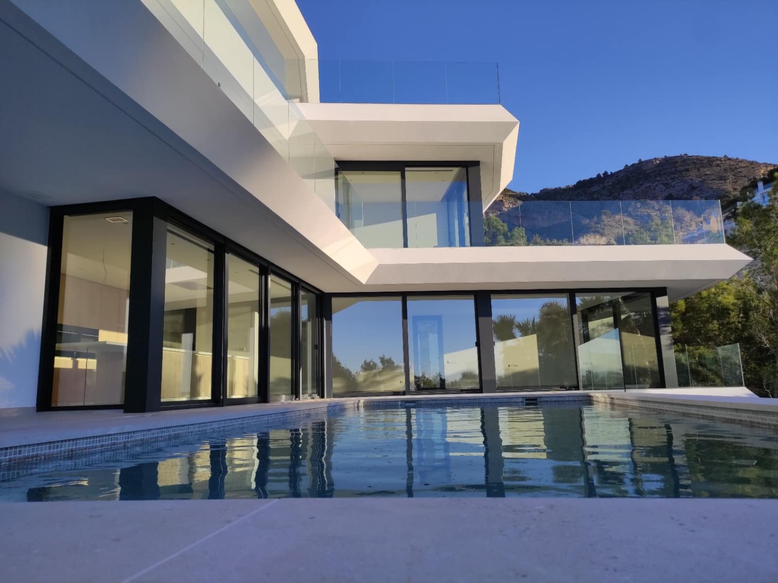 4 sypialnia Willa na sprzedaż w Altea z basenem - 2 250 000 € (Ref: 7929734)