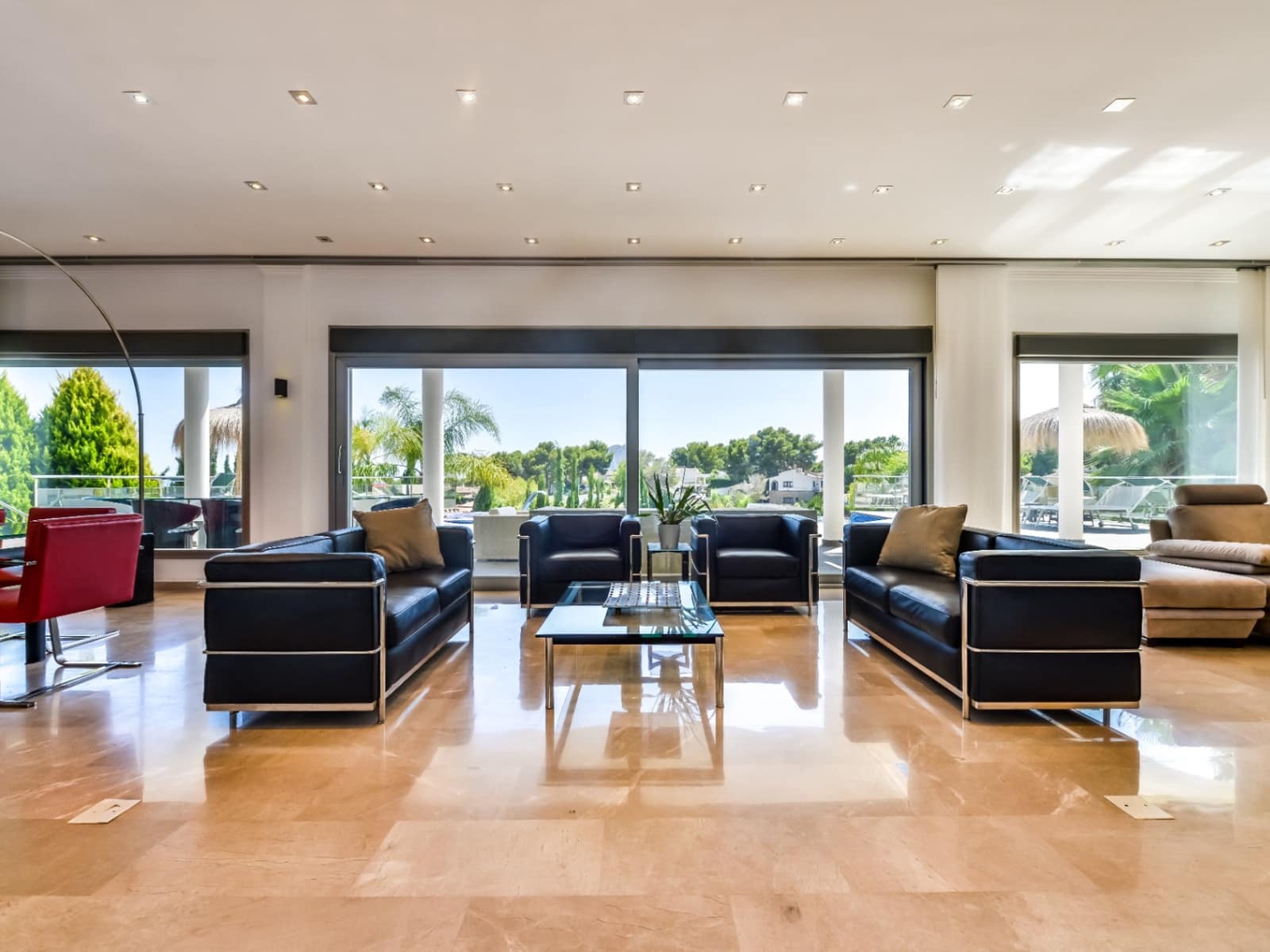 6 bedroom Villa for sale in Benissa with pool garage - € 1,799,999 (Ref: 8295469)