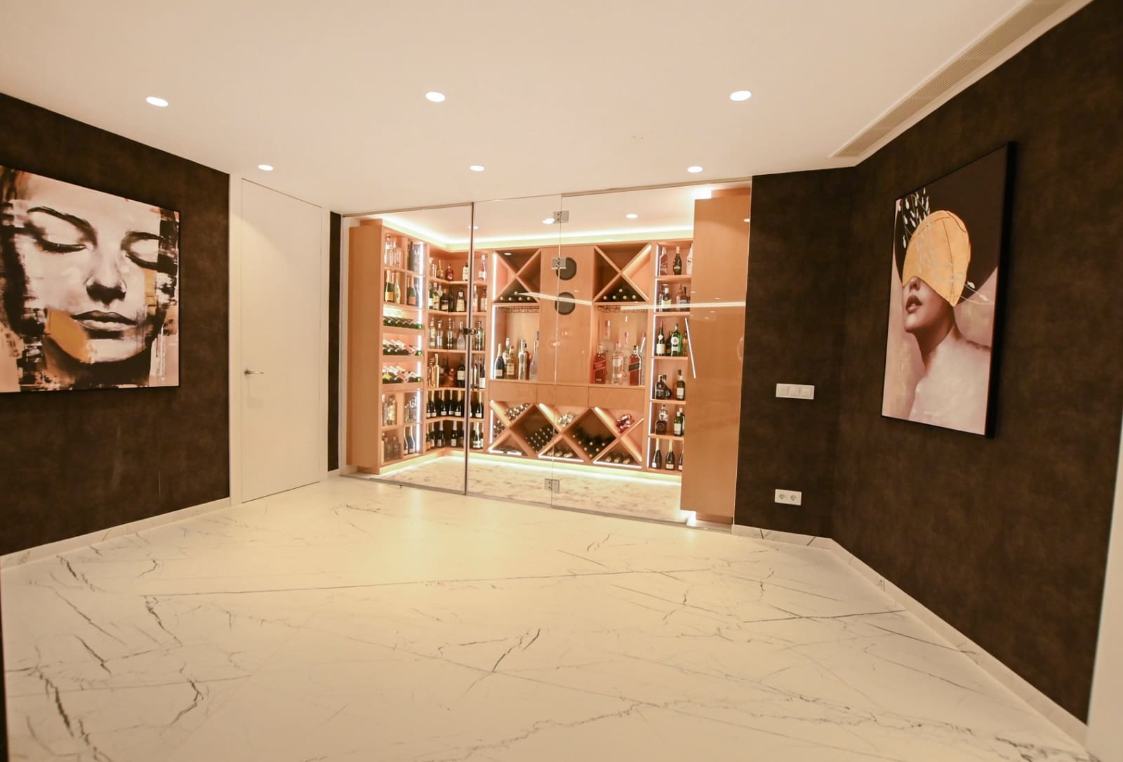 5 soveværelse Villa til salg i Benissa med swimmingpool garage - € 3.300.000 (Ref: 8540988)