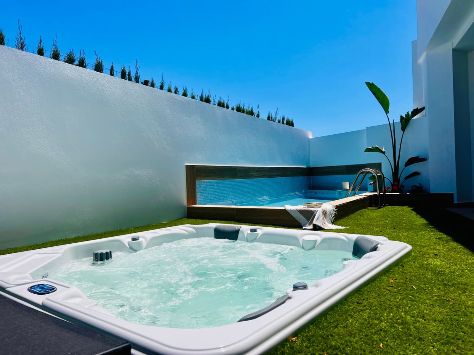 9 slaapkamer Villa te koop in Moraira met zwembad garage - € 1.750.000 (Ref: 8690309)