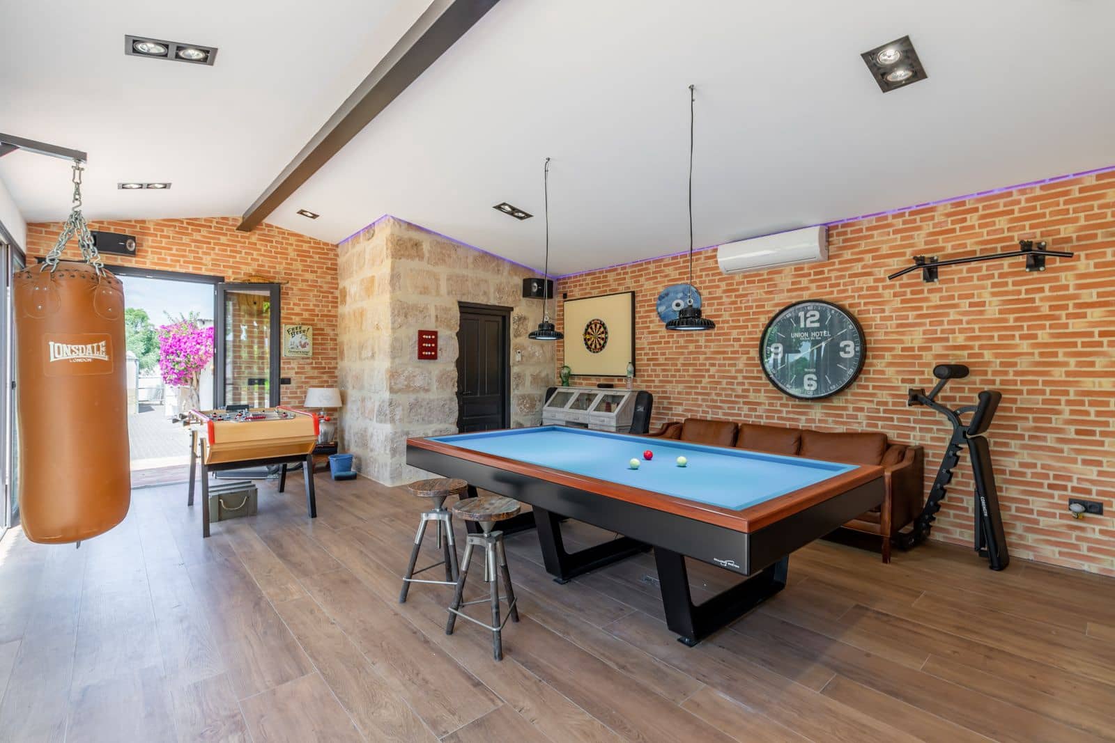 4 soveværelse Finca/Landehus til salg i Javea / Xabia med swimmingpool garage - € 1.495.000 (Ref: 9126347)