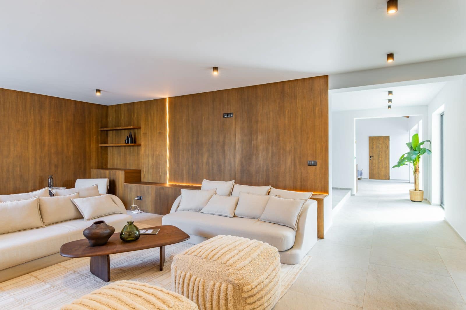 5 bedroom Villa for sale in Cumbre del Sol with pool garage - € 1,680,000 (Ref: 9256411)