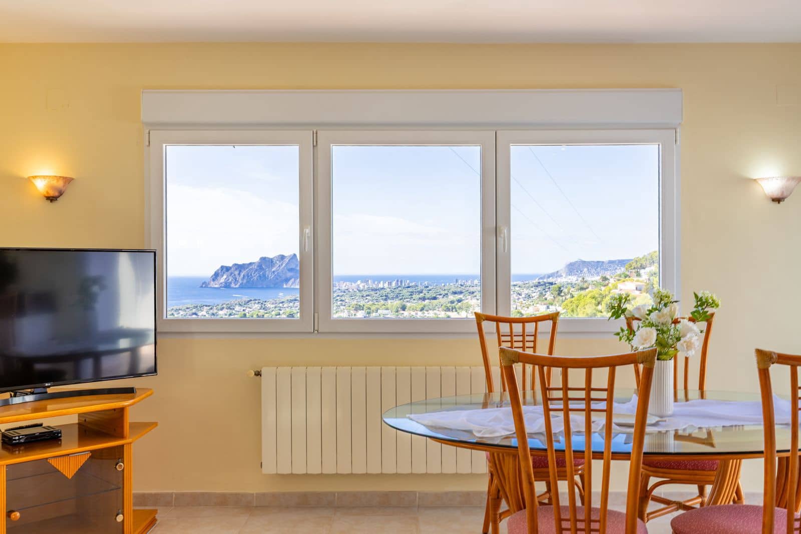 Chalet de 3 habitaciones en Moraira en venta con piscina garaje - 850.000 € (Ref: 9294084)