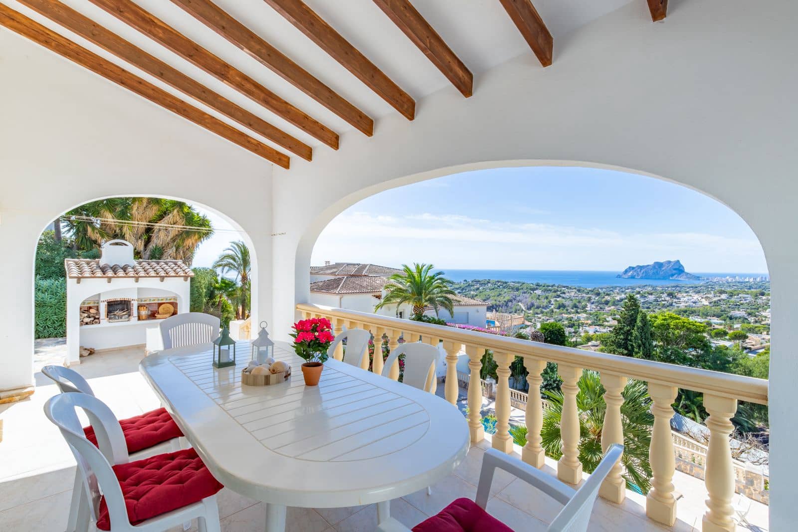 Chalet de 3 habitaciones en Moraira en venta con piscina garaje - 850.000 € (Ref: 9294084)