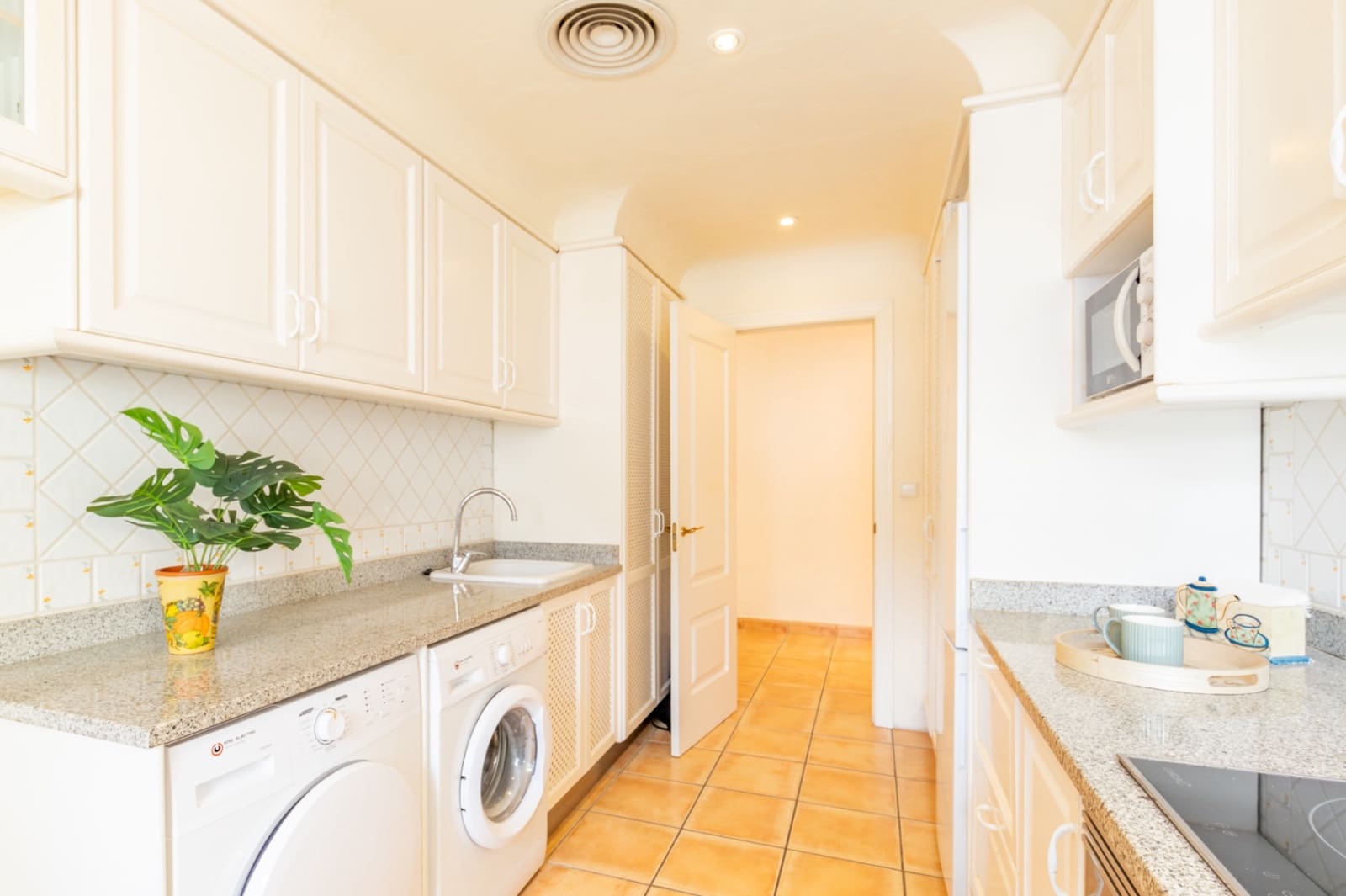 3 quarto Apartamento para venda em Moraira com garagem - 640 000 € (Ref: 9466100)