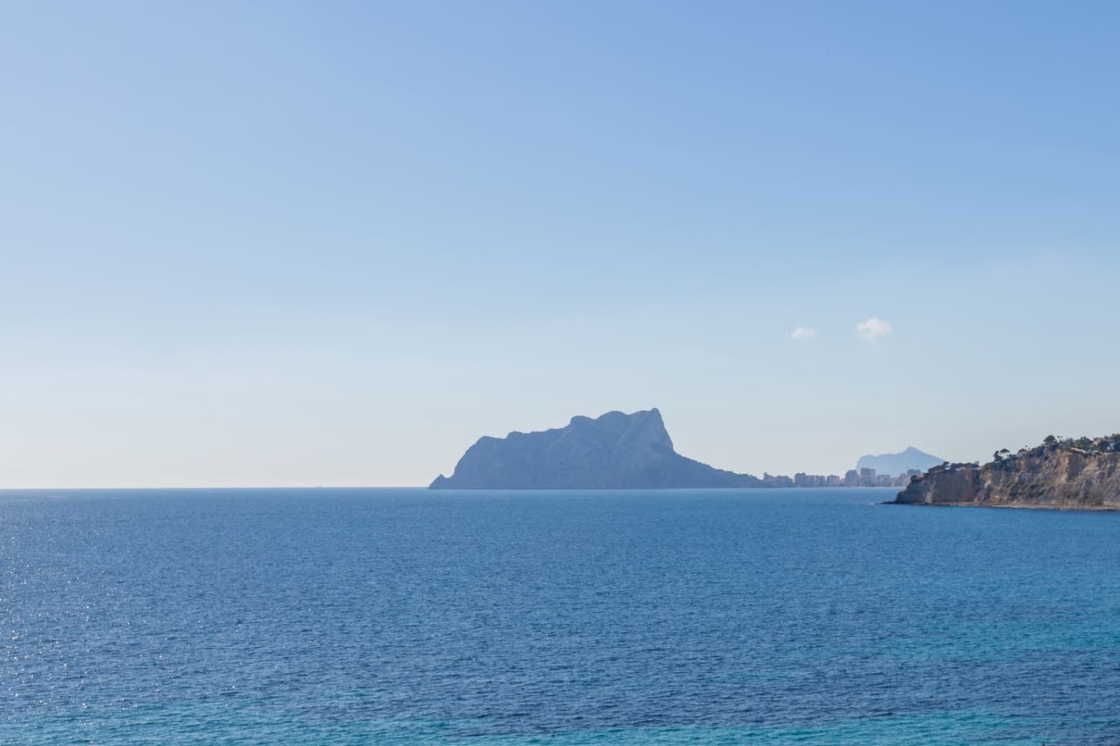 Ático de 2 habitaciones en Moraira en alquiler con garaje - 1.200 € (Ref: 9532556)