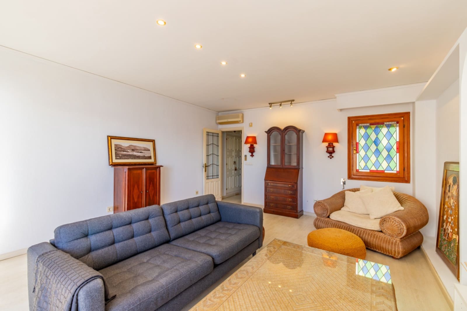 Ático de 2 habitaciones en Moraira en alquiler con garaje - 1.200 € (Ref: 9532556)