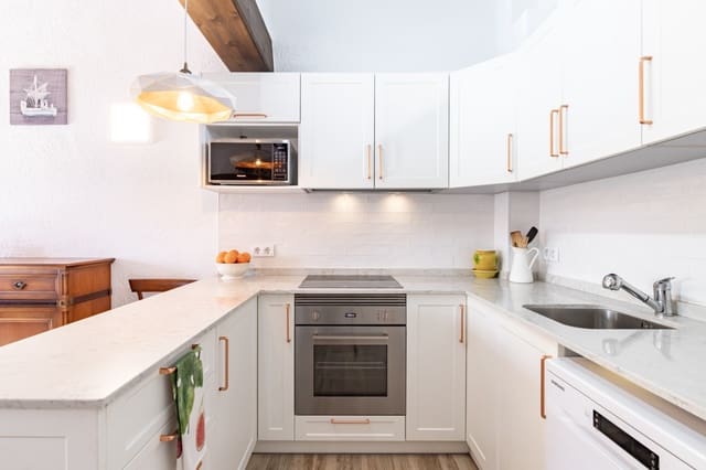 3 chambre Maison de Ville à vendre à Moraira, Teulada-Moraira - 379 000 € (Ref: 9571738)