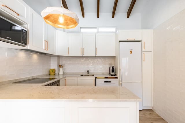 3 chambre Maison de Ville à vendre à Moraira, Teulada-Moraira - 379 000 € (Ref: 9571738)