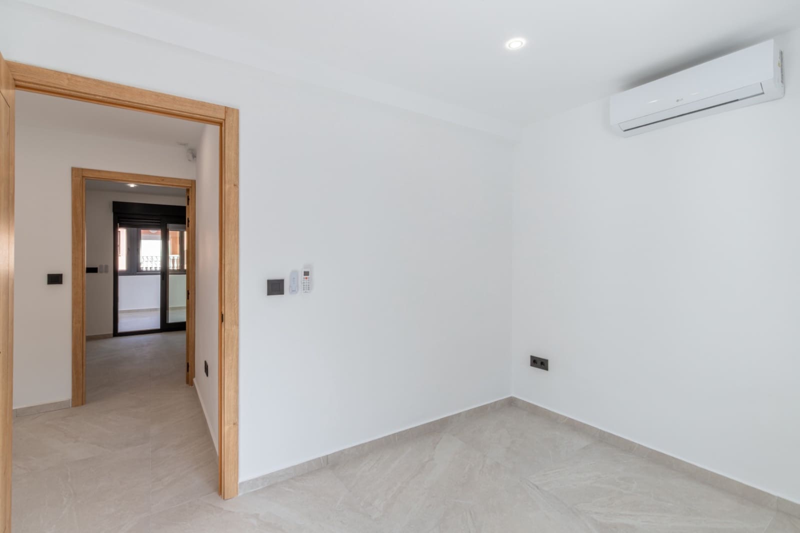 6 Zimmer Villa zu verkaufen in Albir mit Pool Garage - 1.575.000 € (Ref: 9635348)
