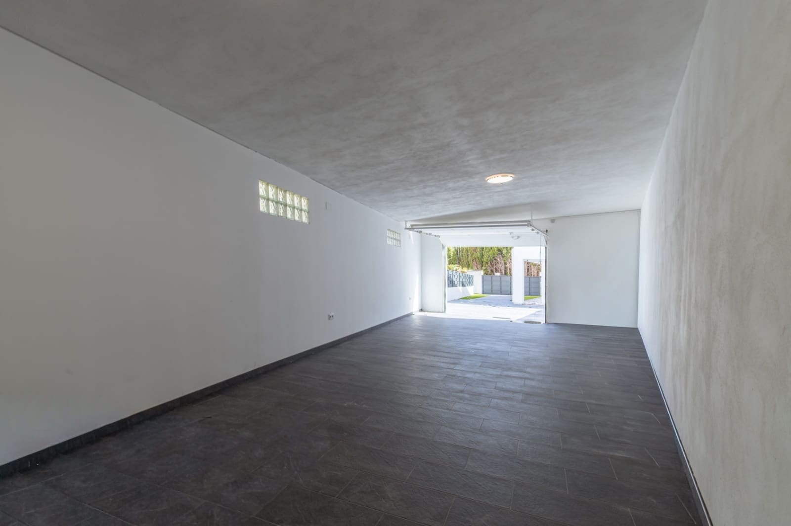 6 Zimmer Villa zu verkaufen in Albir mit Pool Garage - 1.575.000 € (Ref: 9635348)