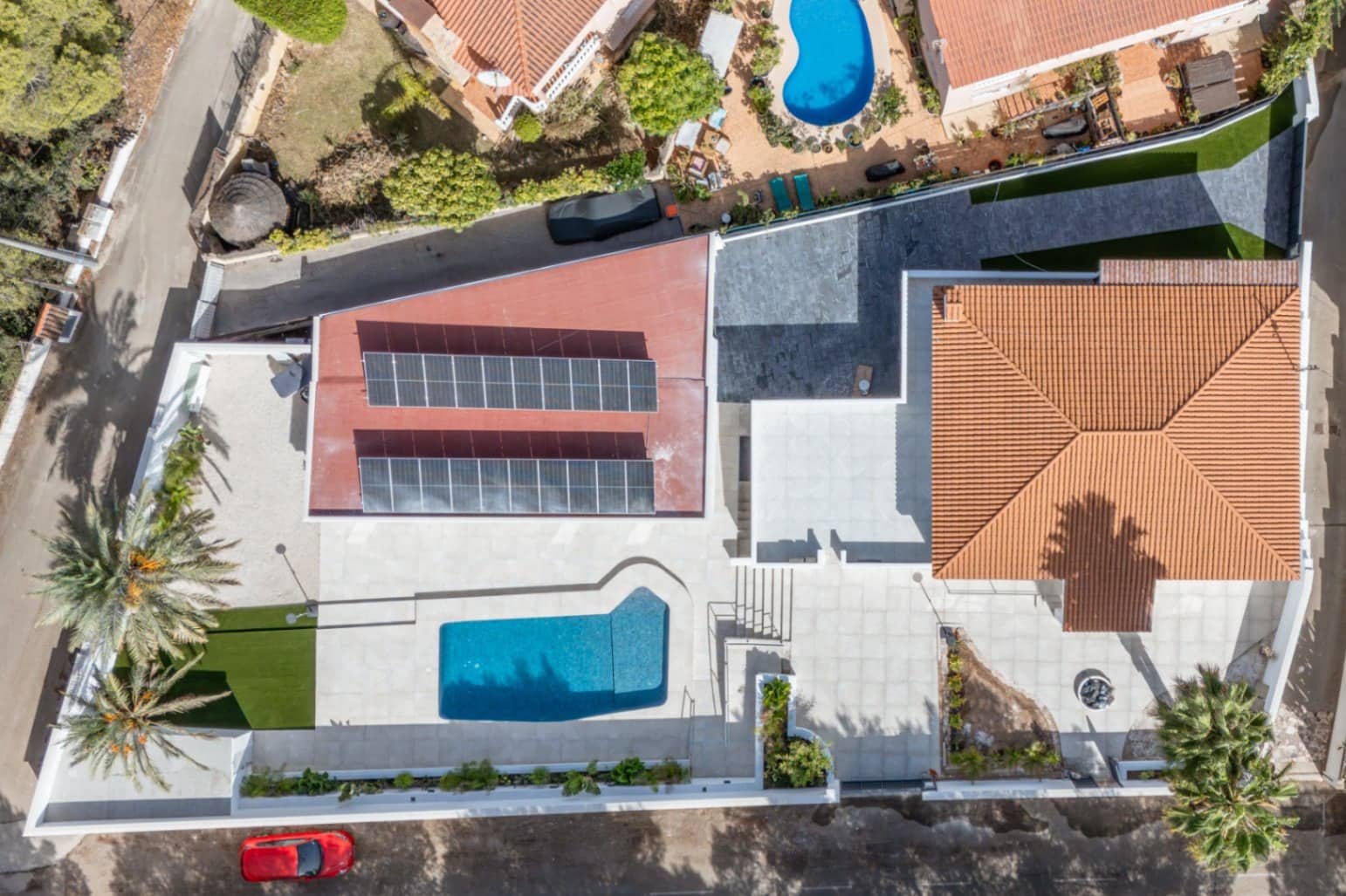 6 Zimmer Villa zu verkaufen in Albir mit Pool Garage - 1.575.000 € (Ref: 9635348)