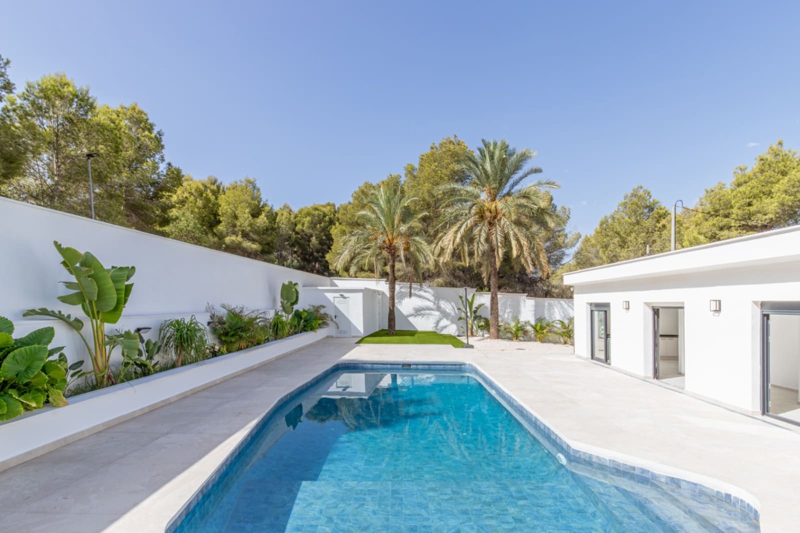 6 Zimmer Villa zu verkaufen in Albir mit Pool Garage - 1.575.000 € (Ref: 9635348)