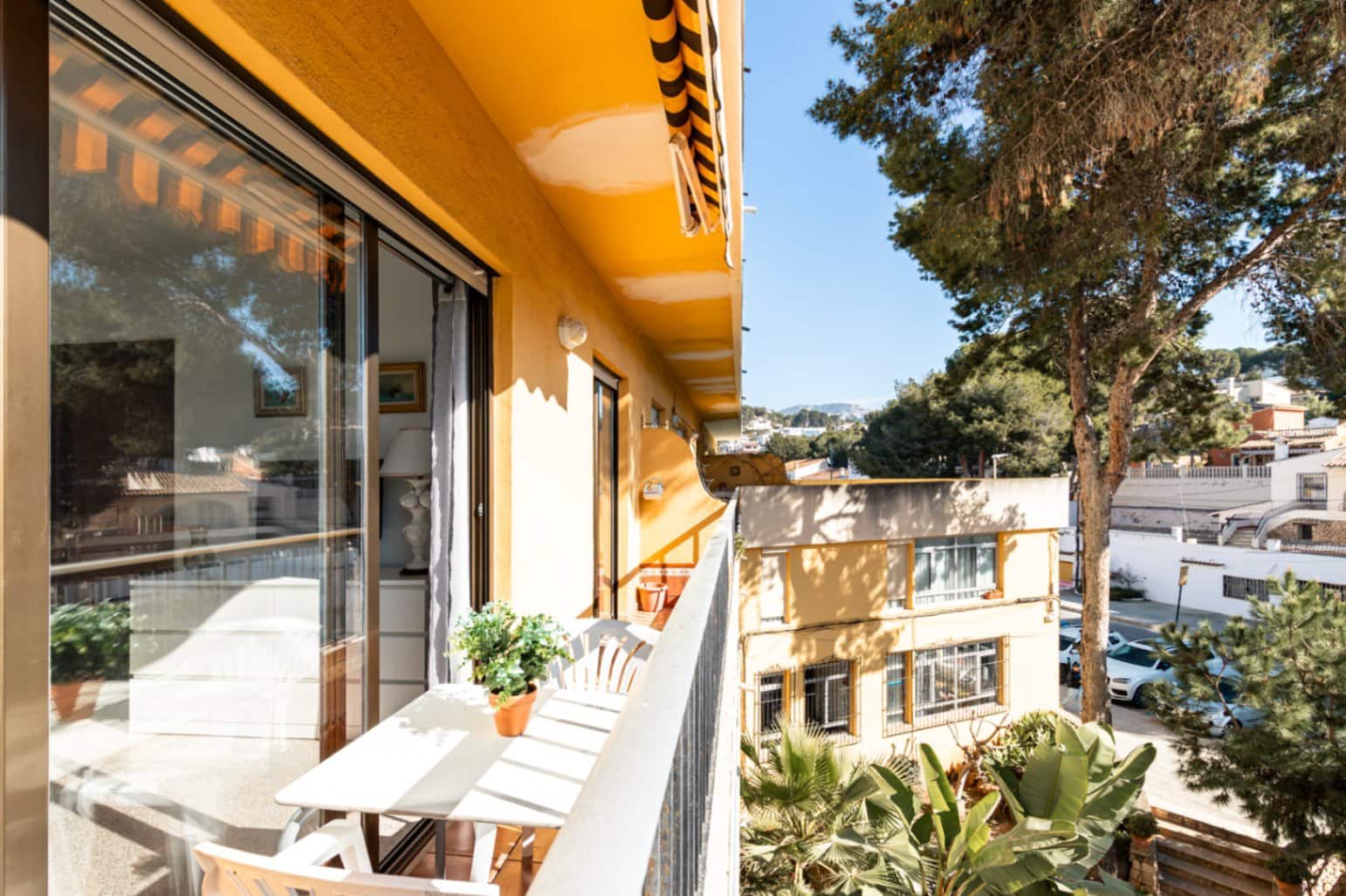 1 bedroom Apartment for sale in Moraira with pool - € 179,000 (Ref: 9650760)