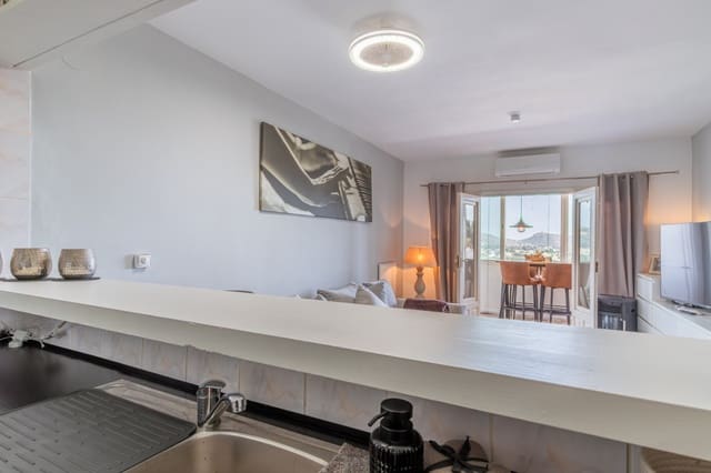 2 soveværelse Lejlighed til salg i Moraira, Teulada-Moraira - € 211.000 (Ref: 9759474)