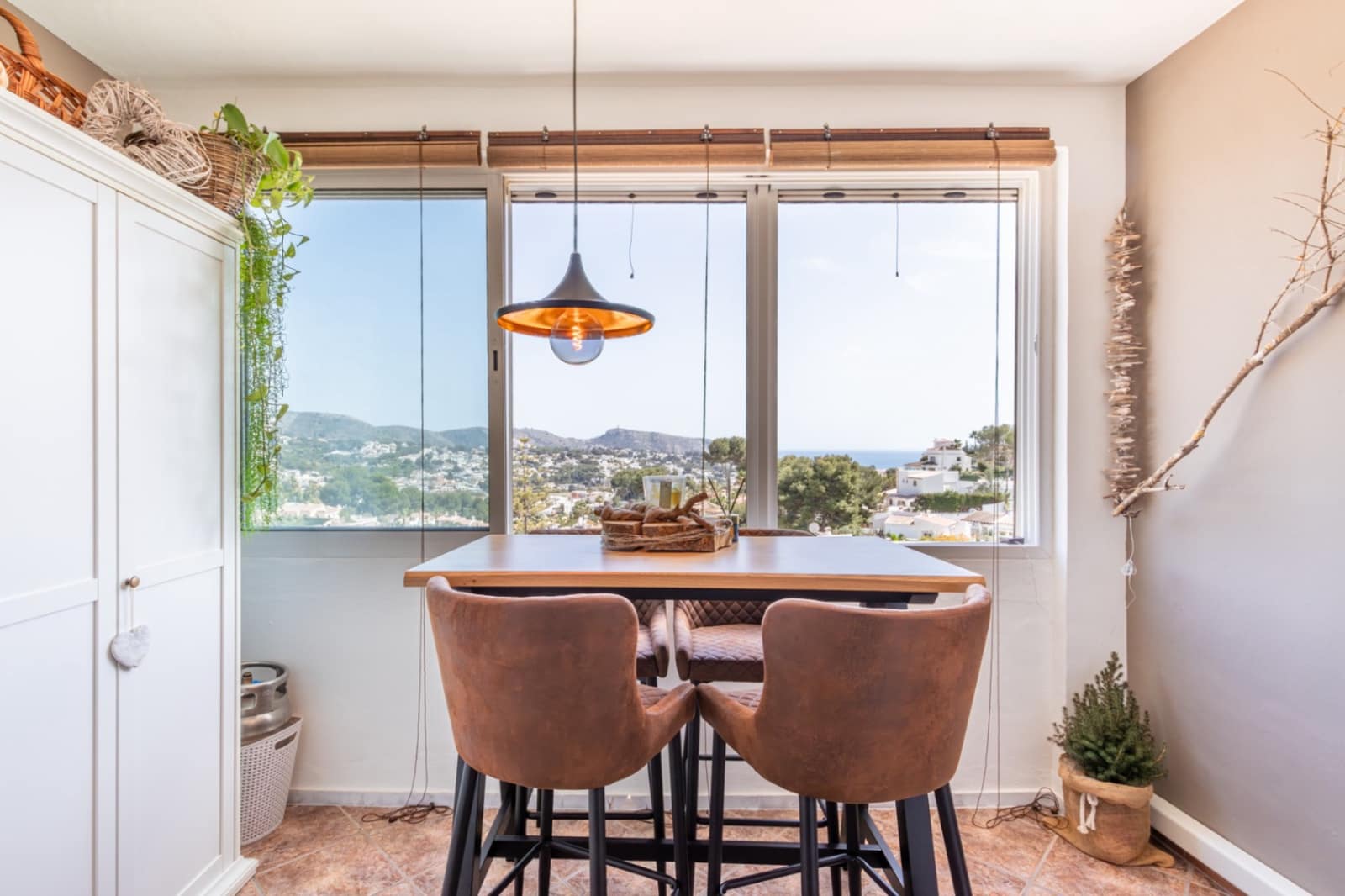 2 soveværelse Lejlighed til salg i Moraira - € 211.000 (Ref: 9759474)