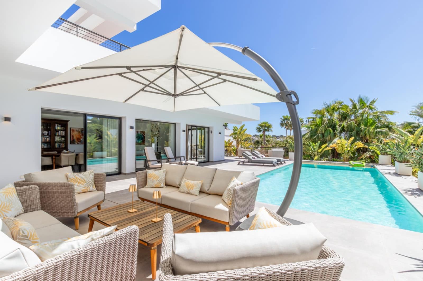 3 slaapkamer Villa te koop in Moraira met zwembad garage - € 1.585.000 (Ref: 9804884)