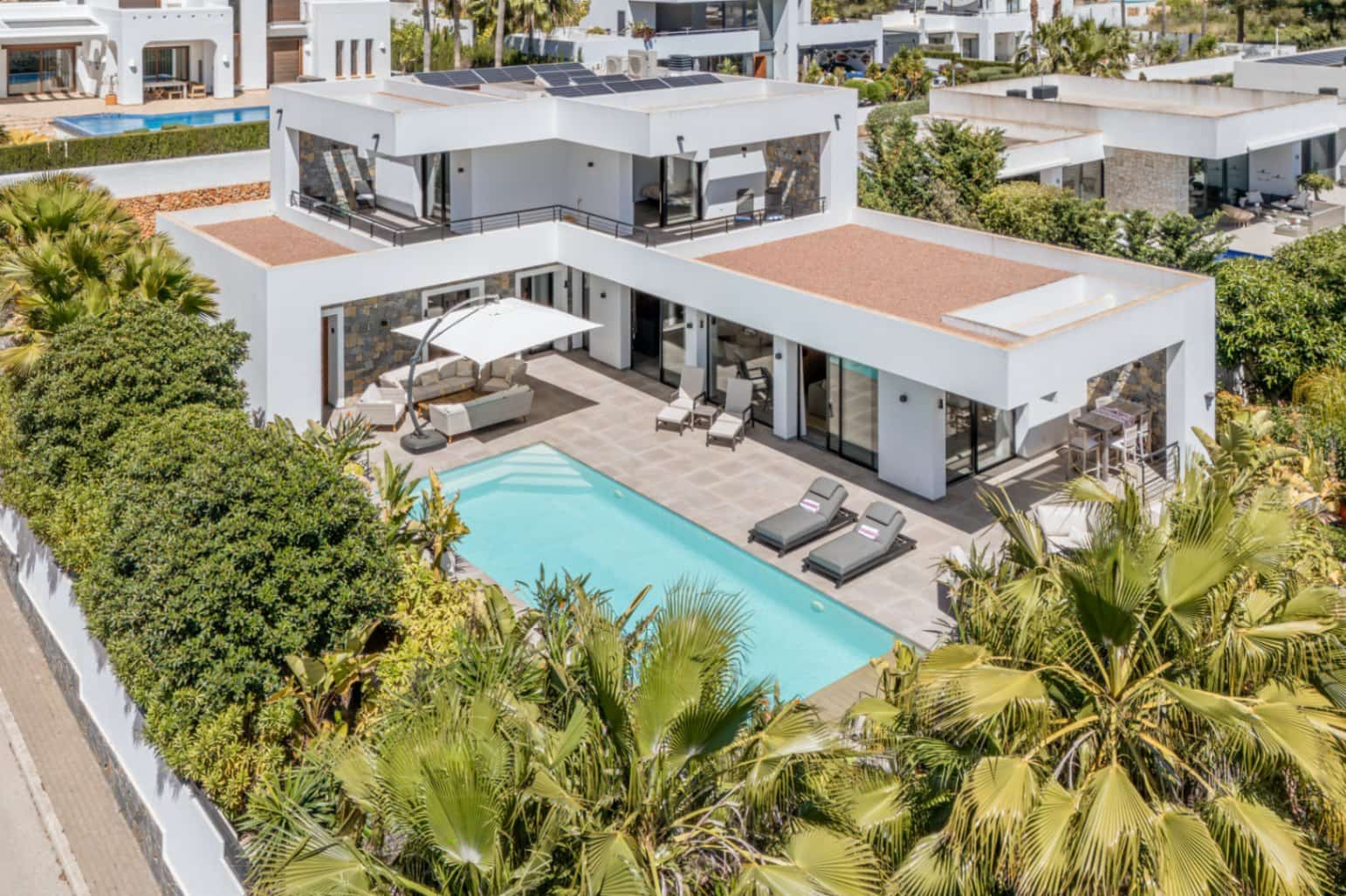 3 slaapkamer Villa te koop in Moraira met zwembad garage - € 1.585.000 (Ref: 9804884)