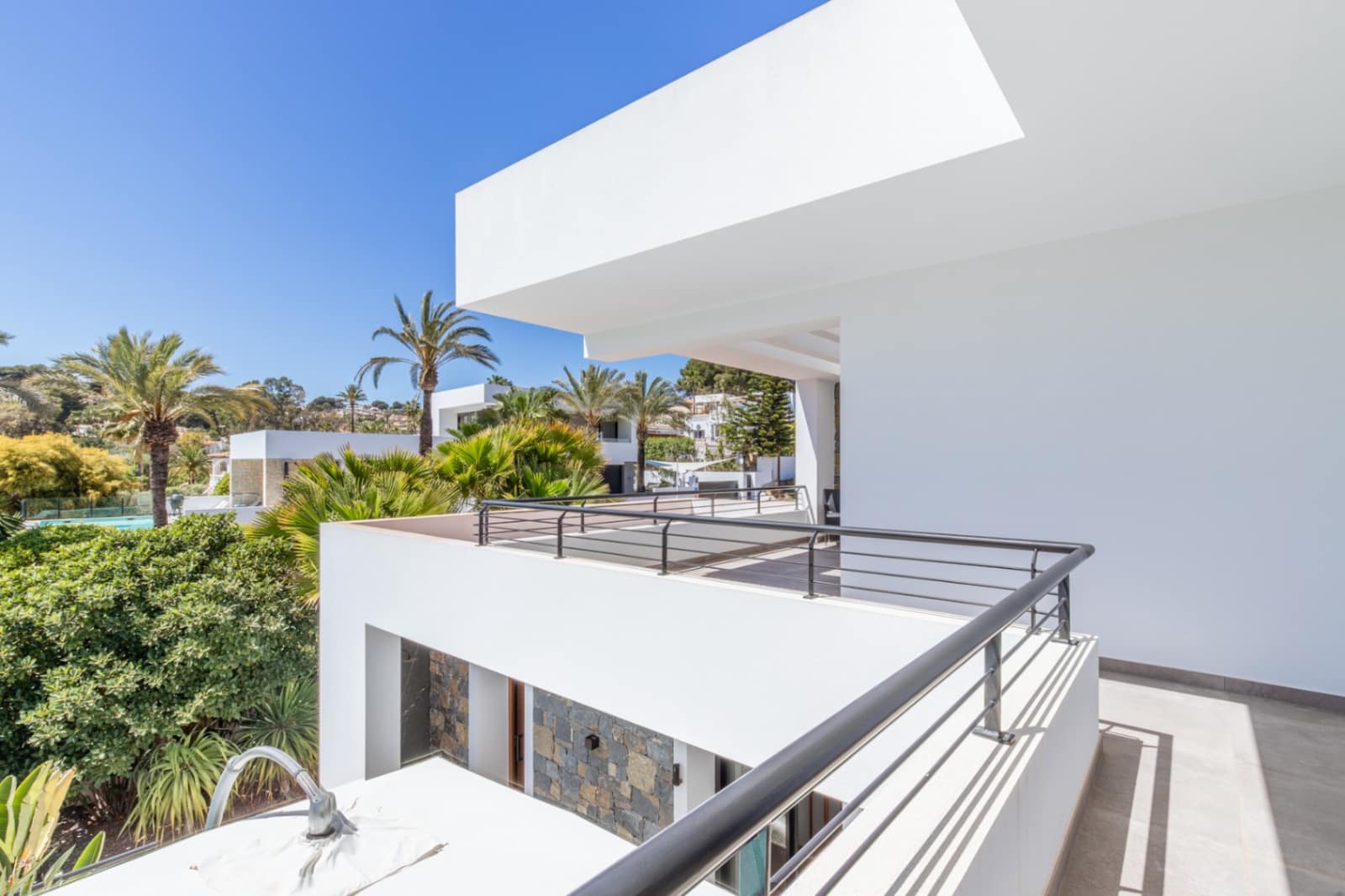 3 slaapkamer Villa te koop in Moraira met zwembad garage - € 1.585.000 (Ref: 9804884)