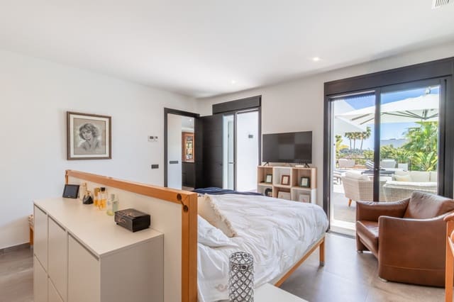 Chalet de 3 habitaciones en Moraira, Teulada-Moraira en venta con piscina garaje - 1.585.000 € (Ref: 9804884)