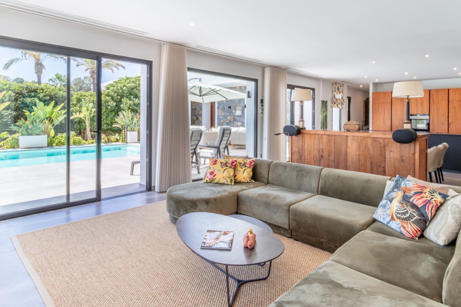 3 slaapkamer Villa te koop in Moraira met zwembad garage - € 1.585.000 (Ref: 9804884)