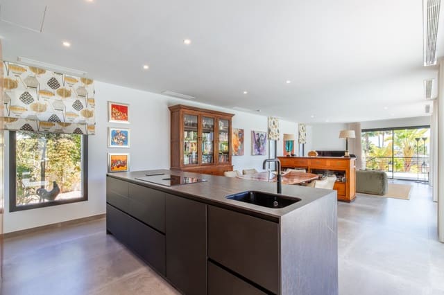 Chalet de 3 habitaciones en Moraira, Teulada-Moraira en venta con piscina garaje - 1.585.000 € (Ref: 9804884)