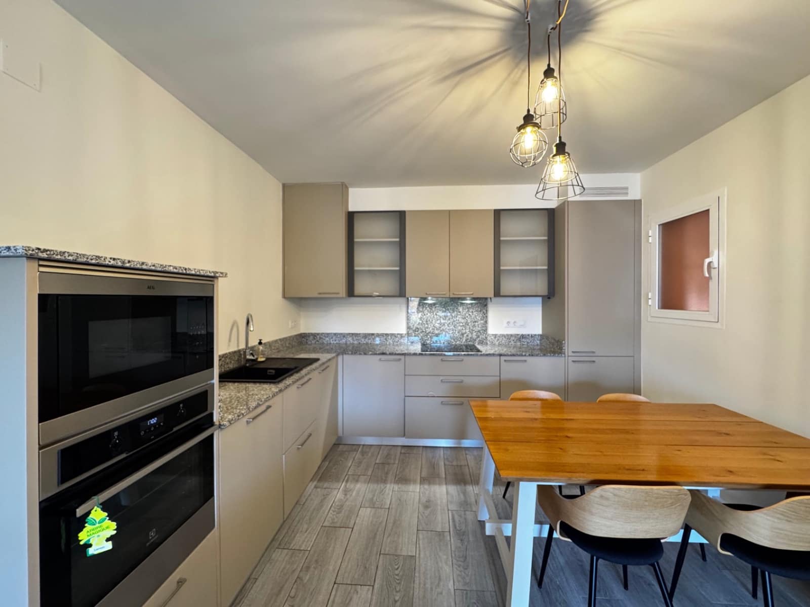 2 soverom Leilighet til leie i Cumbre del Sol med svømmebasseng - € 900 (Ref: 9810860)