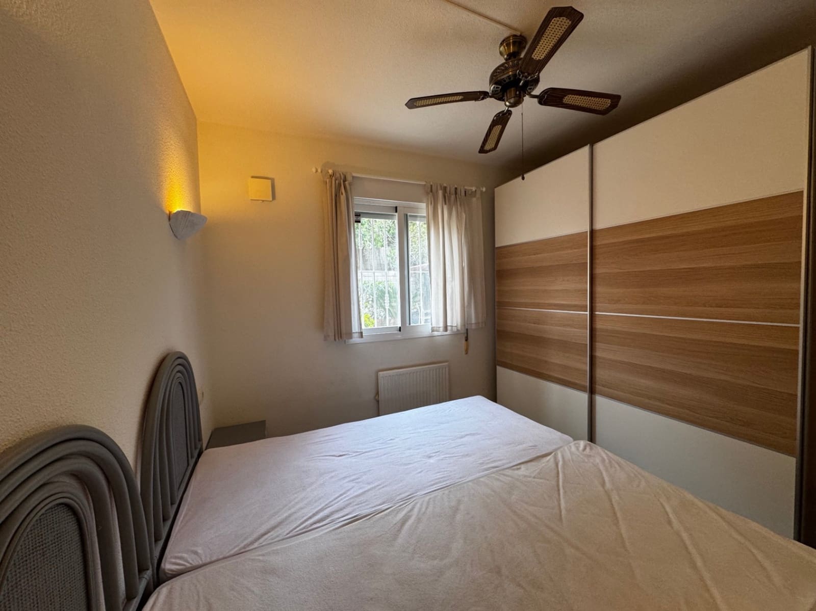 2 soverom Leilighet til leie i Cumbre del Sol med svømmebasseng - € 900 (Ref: 9810860)
