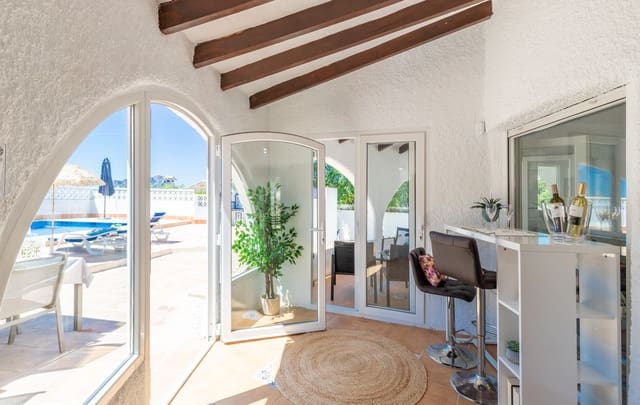 3 Zimmer Villa zu verkaufen in Benissa mit Pool Garage - 748.000 € (Ref: 9830406)