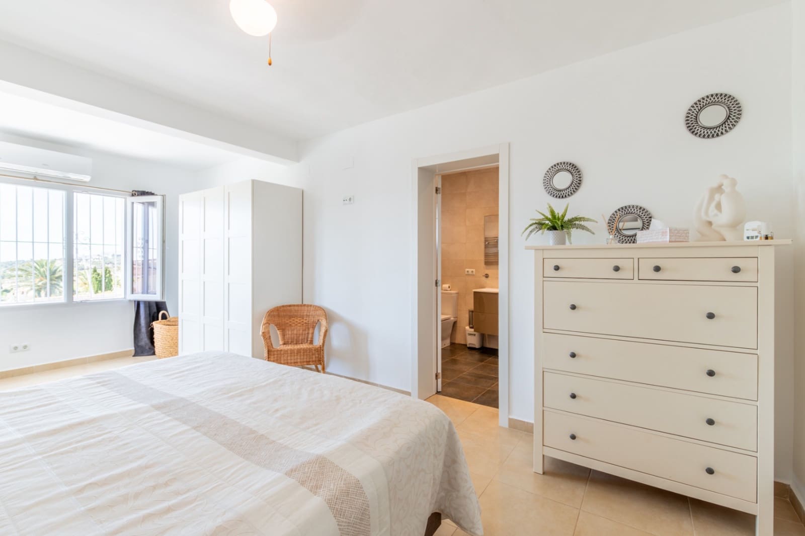 4 soverom Villa til salgs i Moraira med svømmebasseng garasje - € 930 000 (Ref: 9858892)