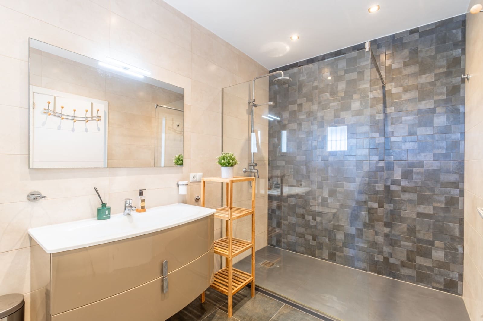 4 soverom Villa til salgs i Moraira med svømmebasseng garasje - € 930 000 (Ref: 9858892)