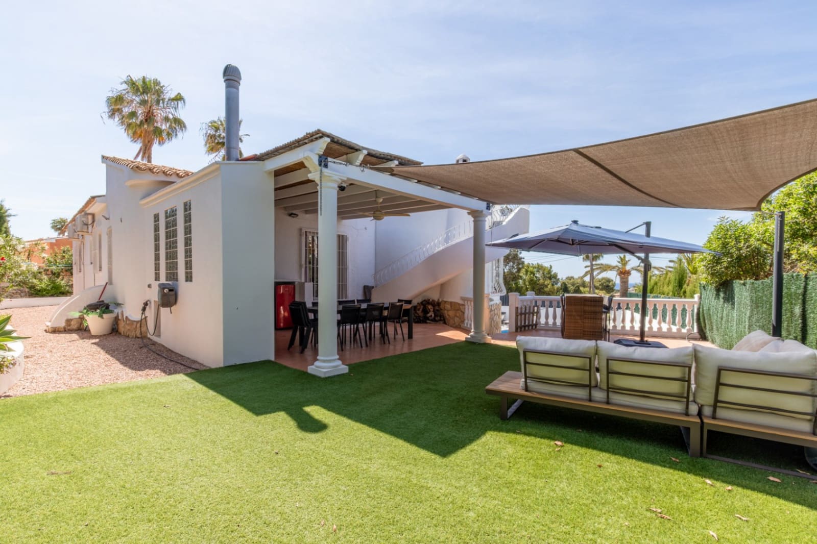 4 soverom Villa til salgs i Moraira med svømmebasseng garasje - € 930 000 (Ref: 9858892)
