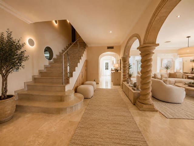 4 Zimmer Villa zu verkaufen in Moraira, Teulada-Moraira mit Pool Garage - 1.500.000 € (Ref: 9895397)