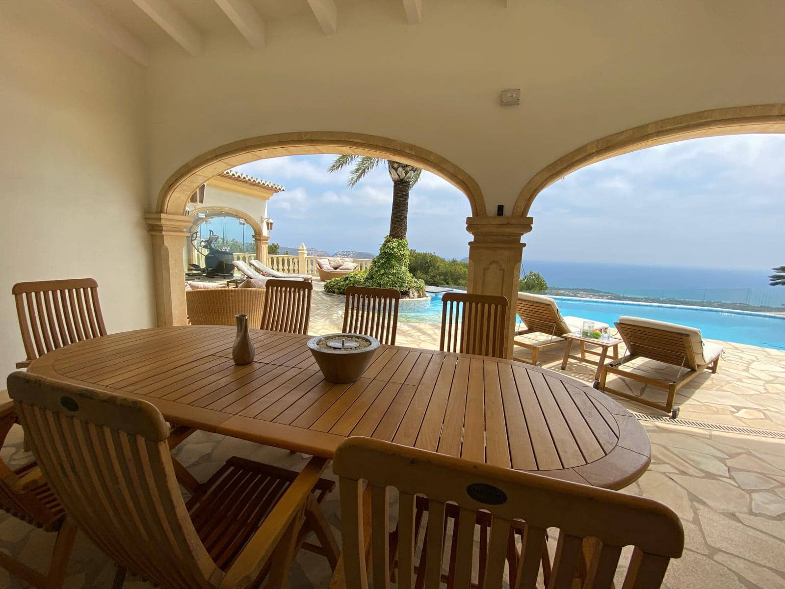 4 soveværelse Villa til salg i Moraira med swimmingpool garage - € 1.500.000 (Ref: 9895397)