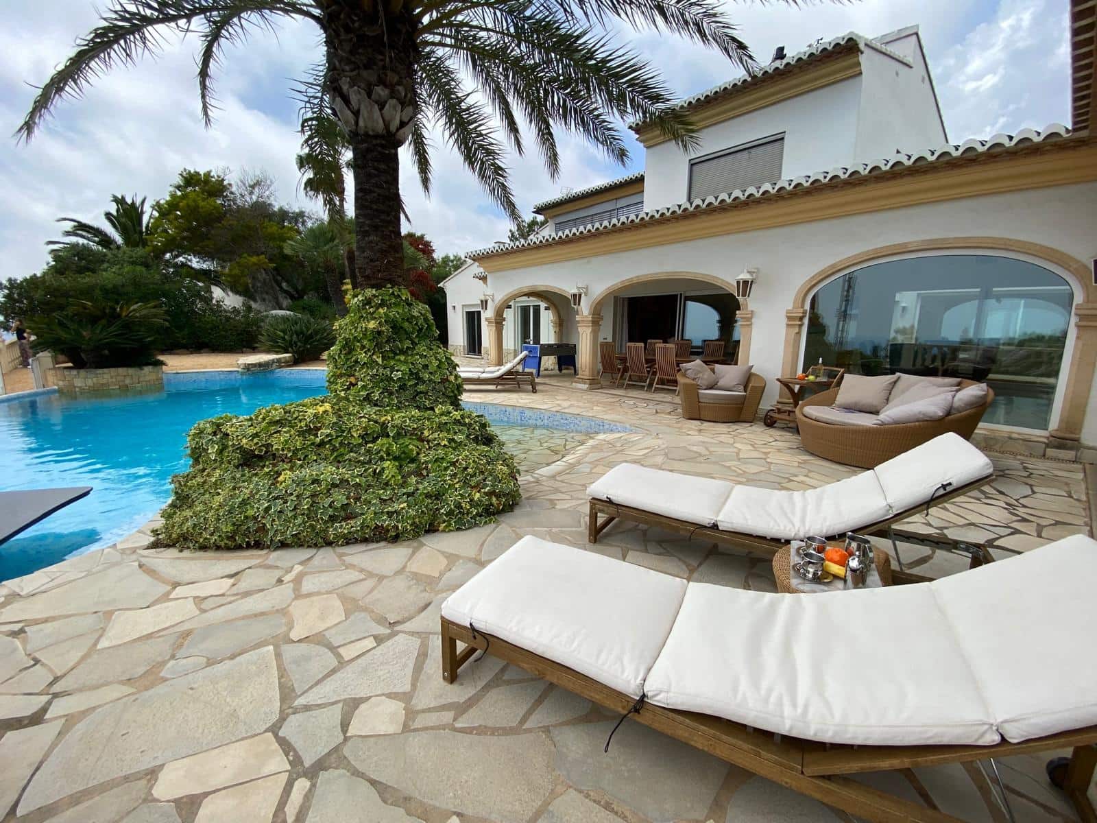 4 soveværelse Villa til salg i Moraira med swimmingpool garage - € 1.500.000 (Ref: 9895397)