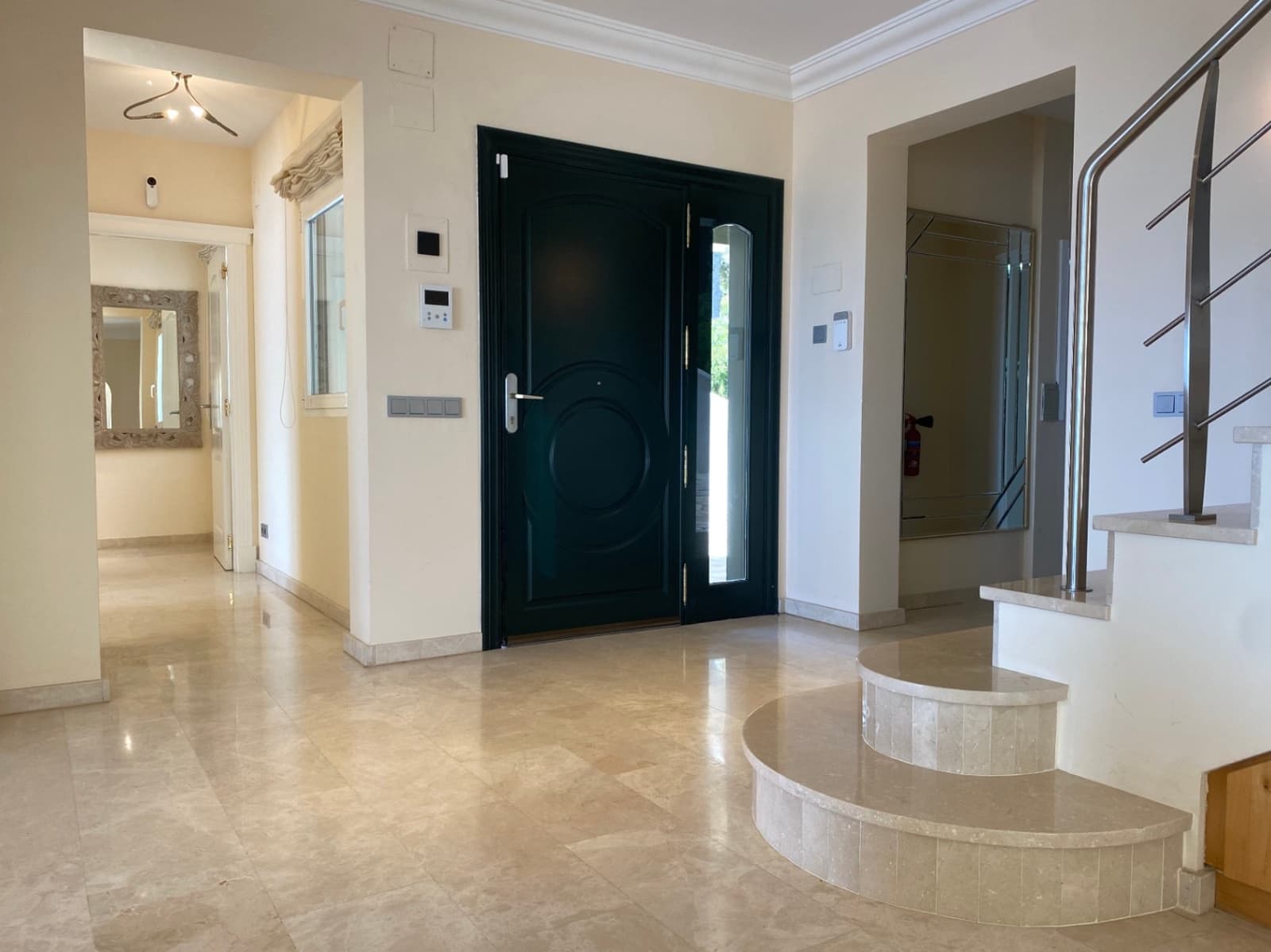 4 bedroom Villa for sale in Moraira with pool garage - € 1,500,000 (Ref: 9895397)