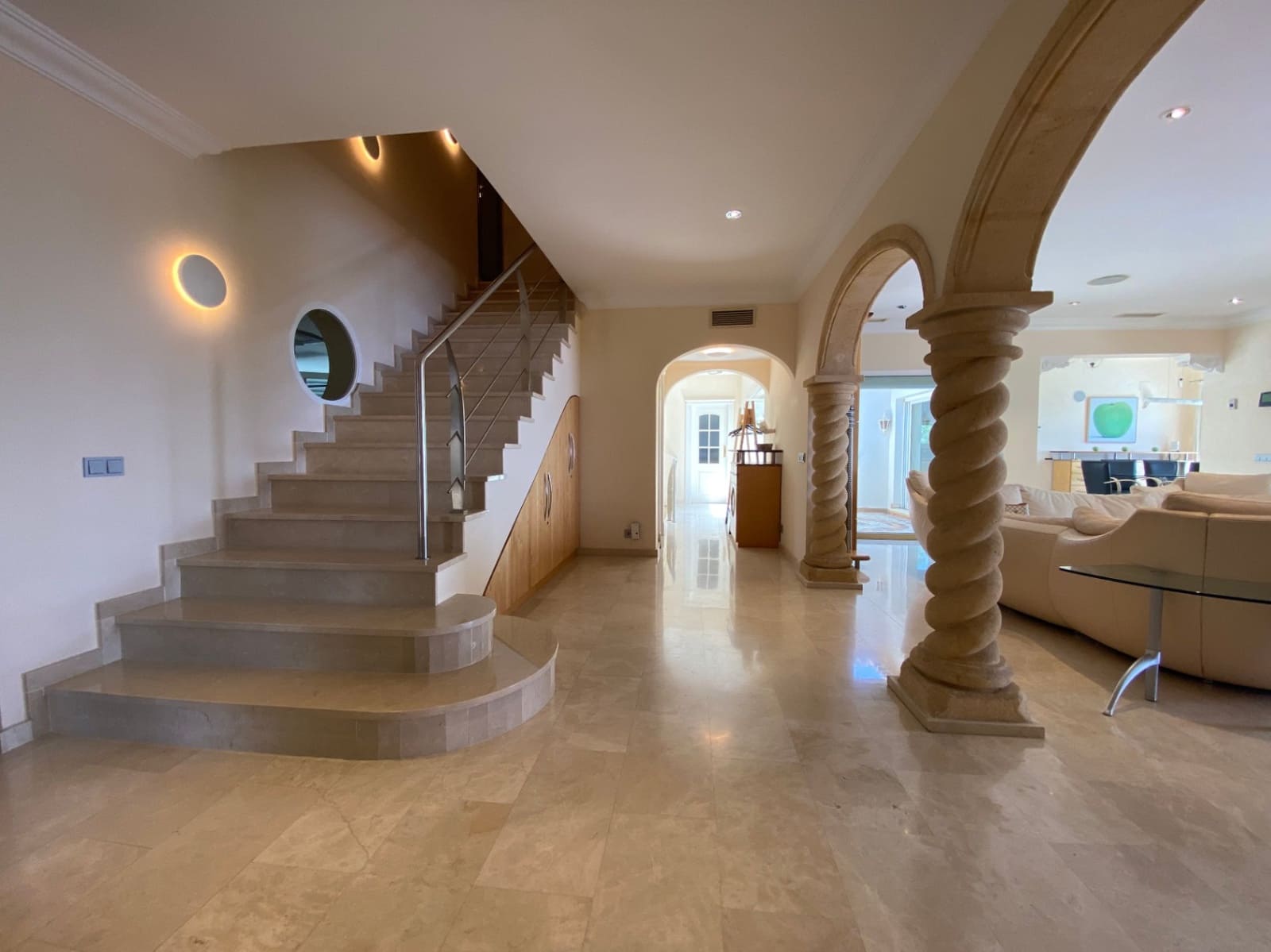 4 bedroom Villa for sale in Moraira with pool garage - € 1,500,000 (Ref: 9895397)