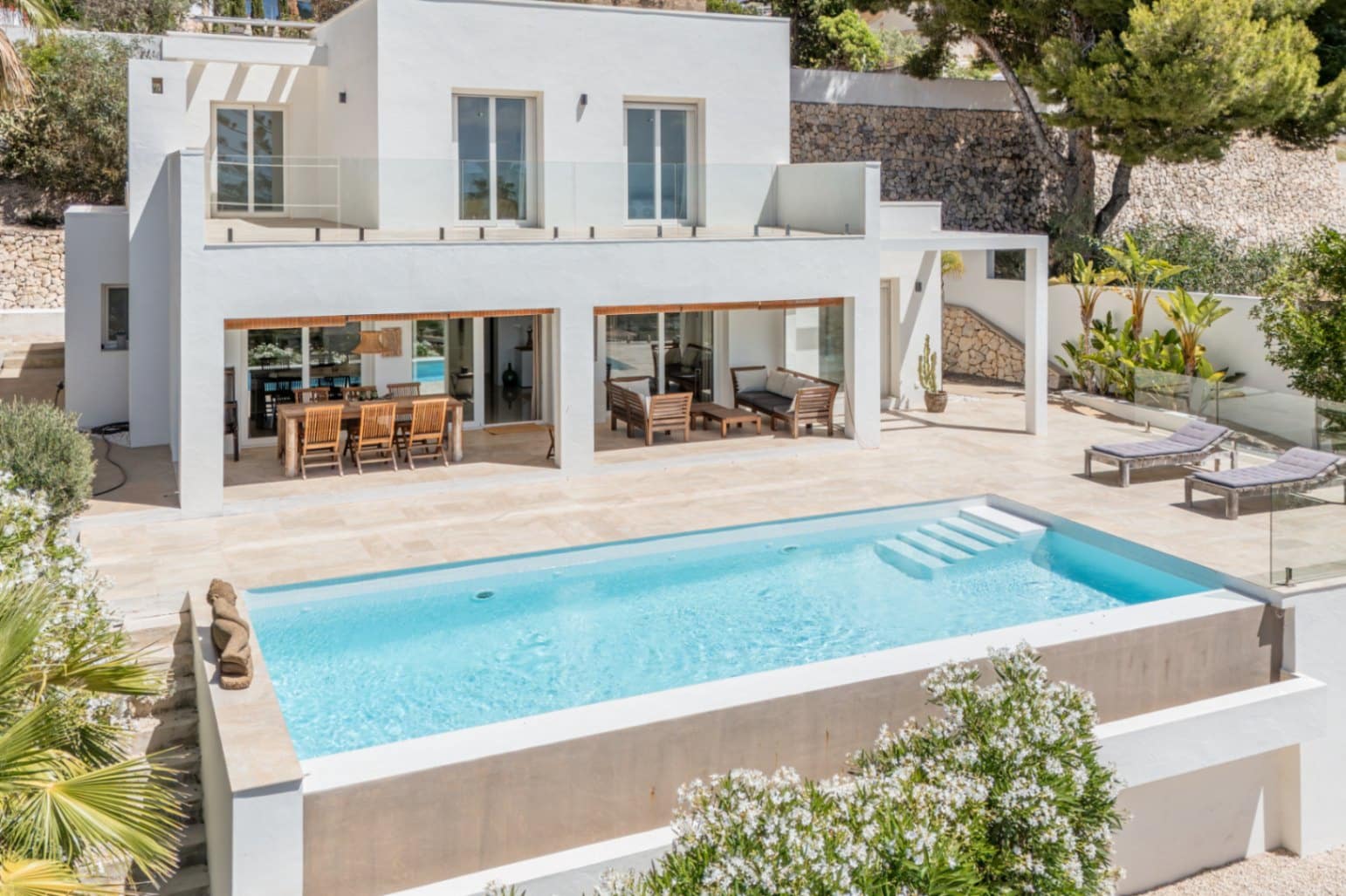 3 bedroom Villa for sale in Moraira with pool garage - € 1,290,000 (Ref: 9906596)