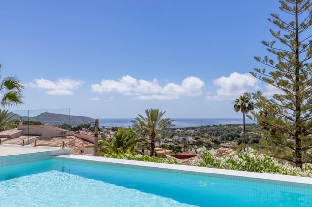3 bedroom Villa for sale in Moraira, Teulada-Moraira with pool garage - € 1,290,000 (Ref: 9906596)