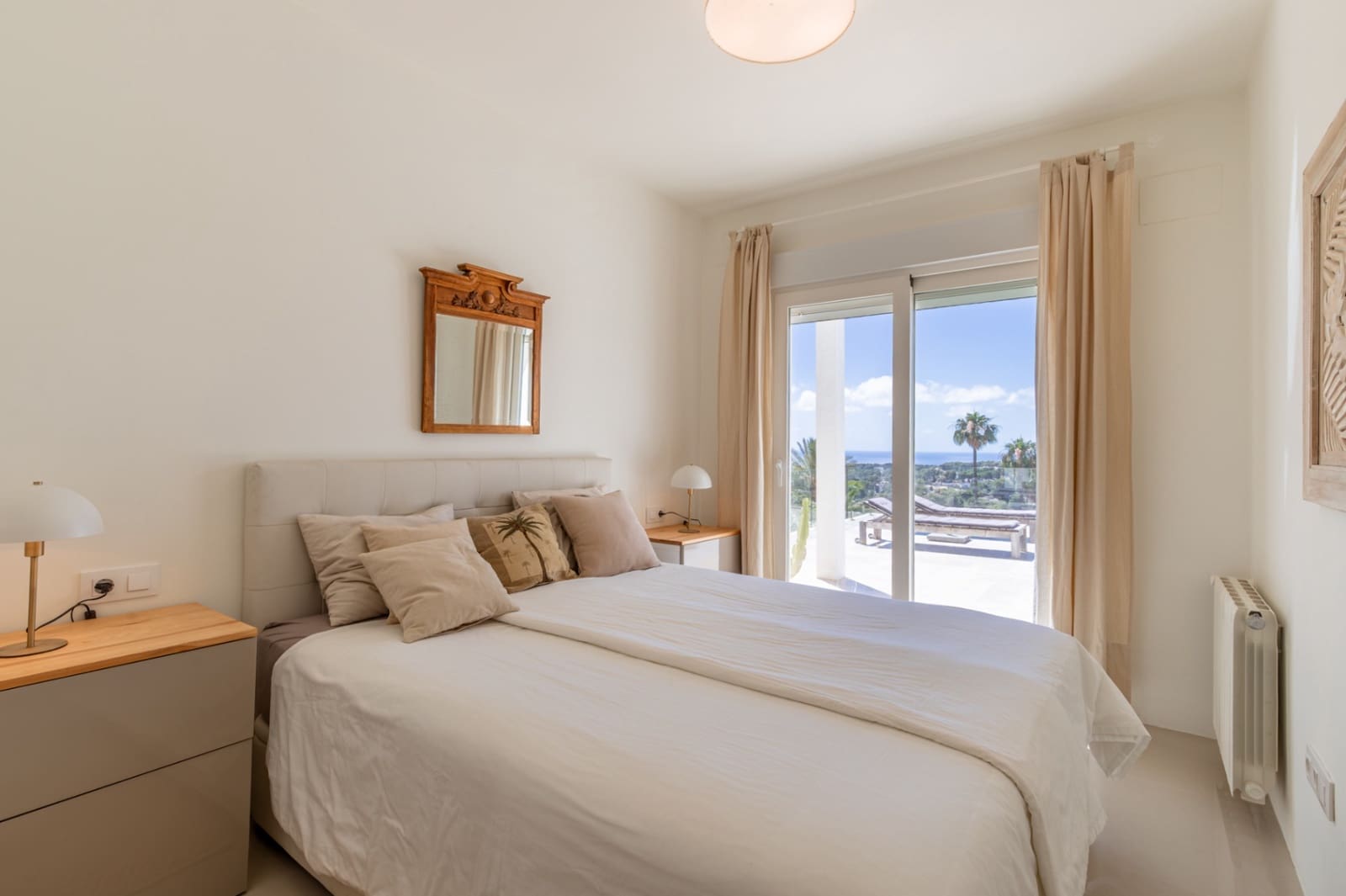 3 bedroom Villa for sale in Moraira with pool garage - € 1,290,000 (Ref: 9906596)