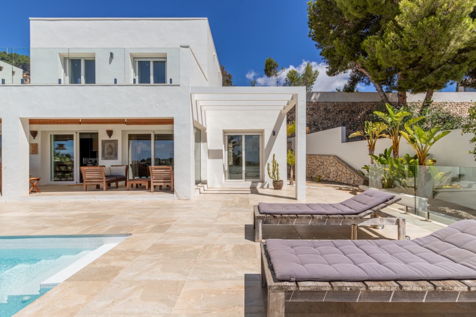 3 bedroom Villa for sale in Moraira with pool garage - € 1,290,000 (Ref: 9906596)