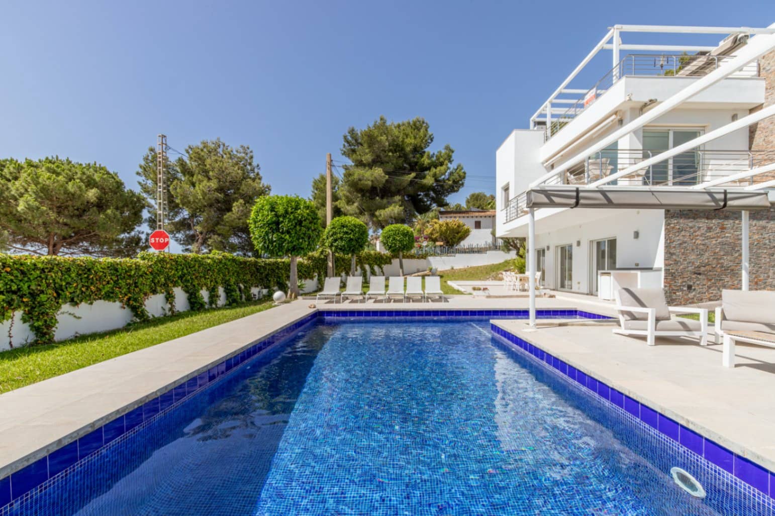 3 soverom Villa til salgs i Moraira med svømmebasseng garasje - € 925 000 (Ref: 9944365)