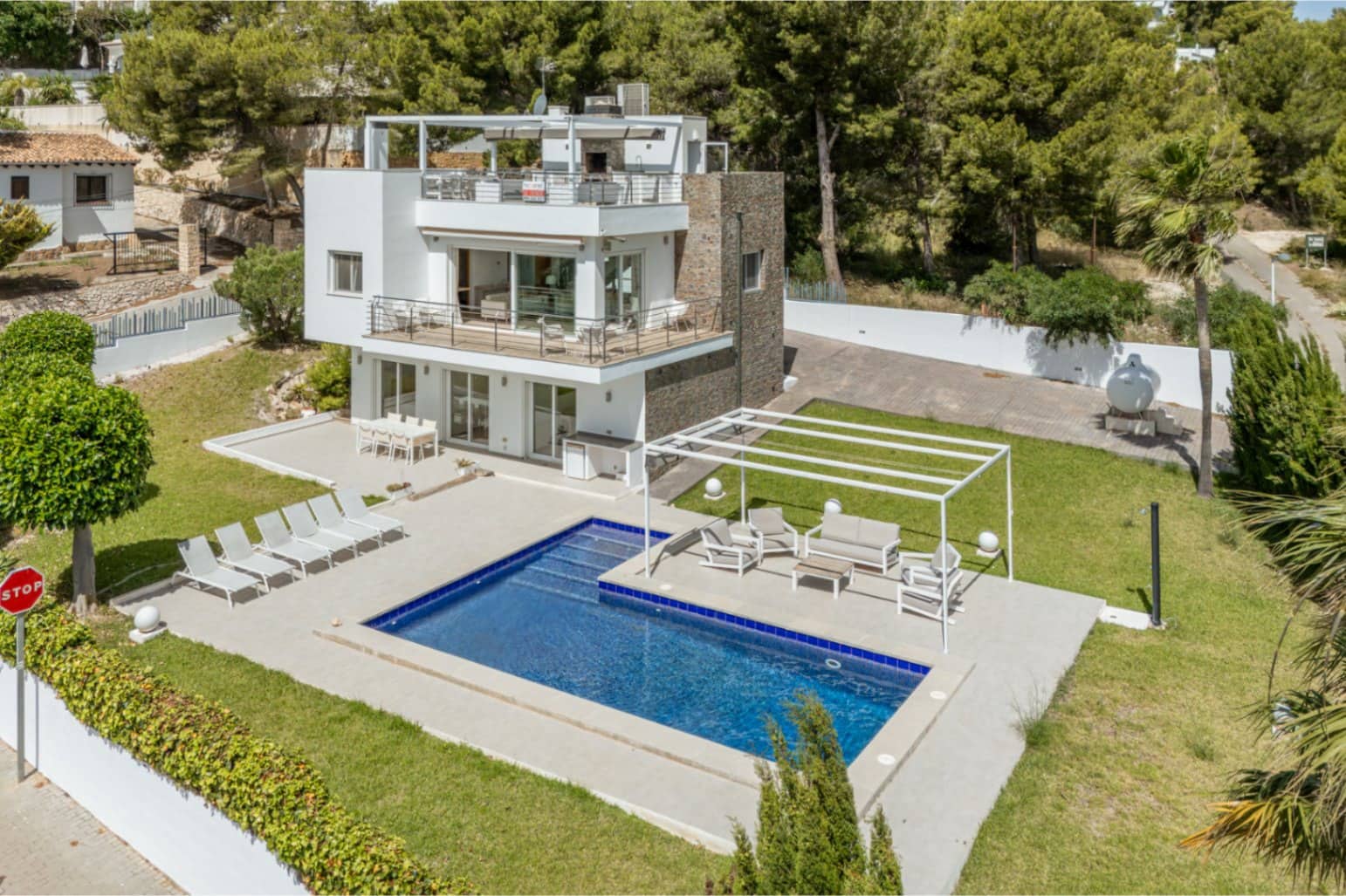 3 soverom Villa til salgs i Moraira med svømmebasseng garasje - € 925 000 (Ref: 9944365)