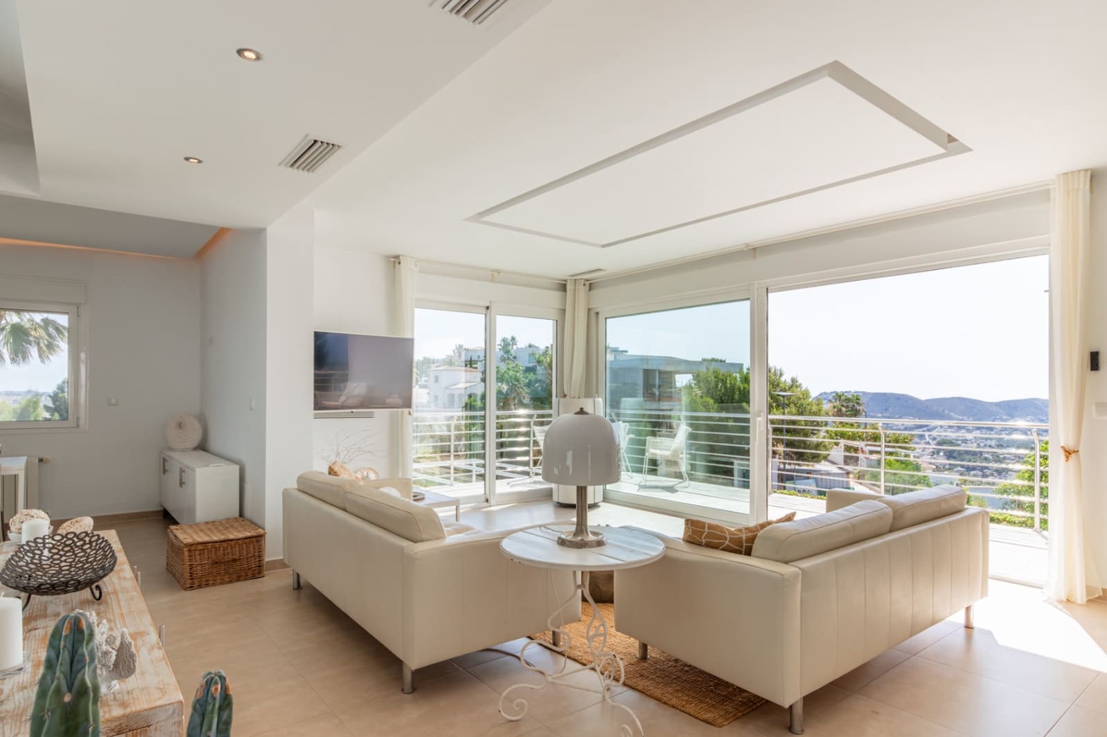 3 soverom Villa til salgs i Moraira med svømmebasseng garasje - € 925 000 (Ref: 9944365)
