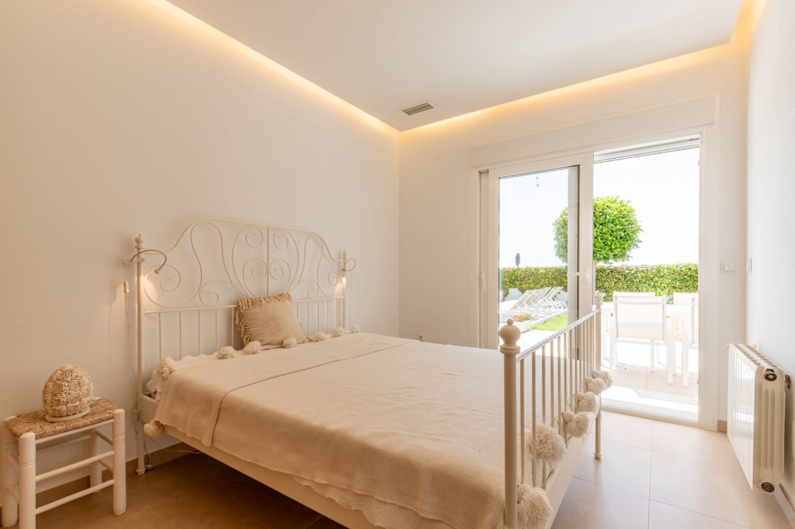3 soverom Villa til salgs i Moraira med svømmebasseng garasje - € 925 000 (Ref: 9944365)