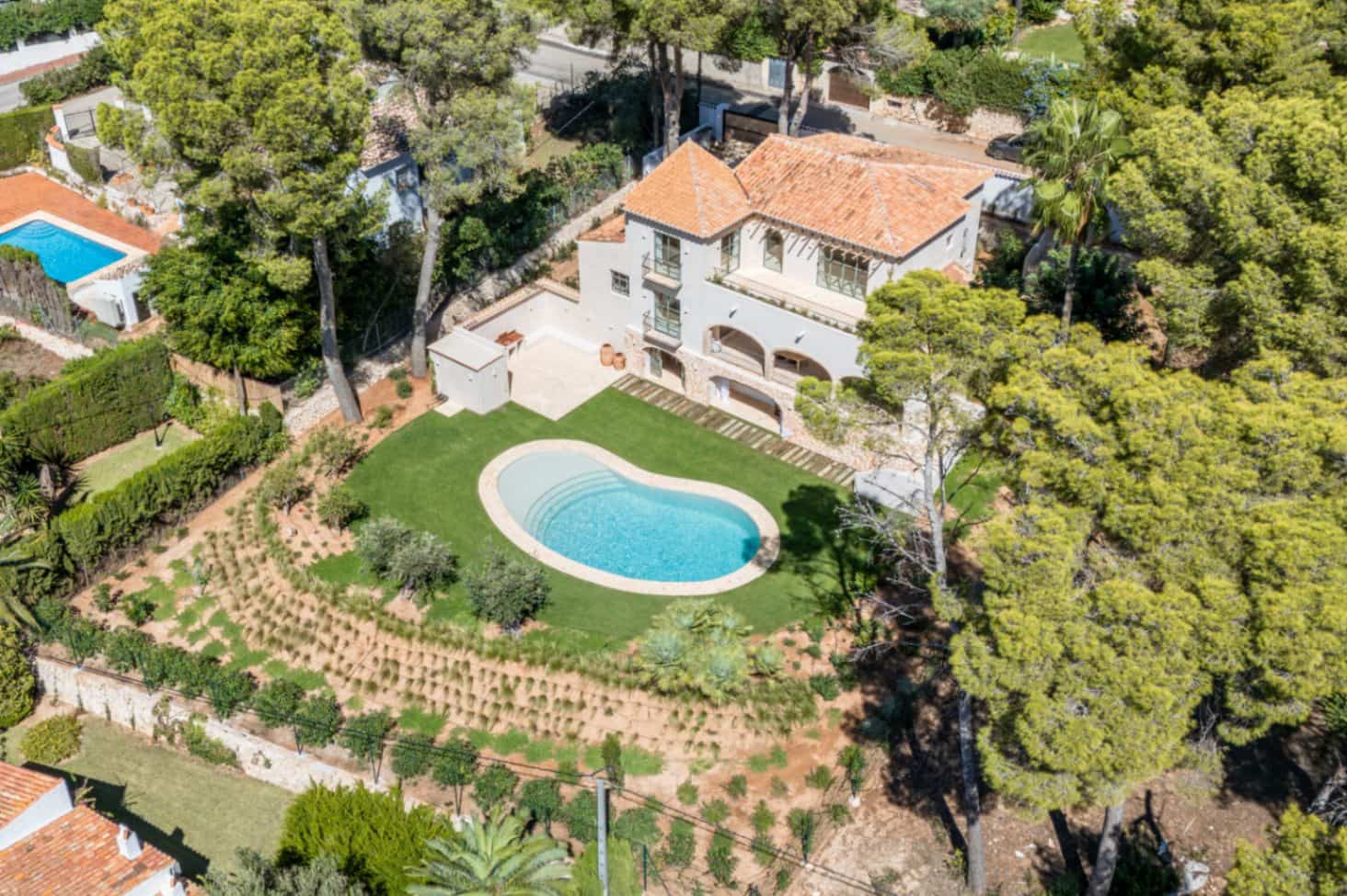 4 bedroom Villa for sale in Javea / Xabia with pool garage - € 2,300,000 (Ref: 9974420)