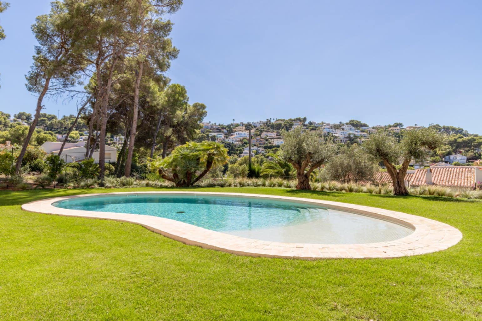 4 bedroom Villa for sale in Javea / Xabia with pool garage - € 2,300,000 (Ref: 9974420)