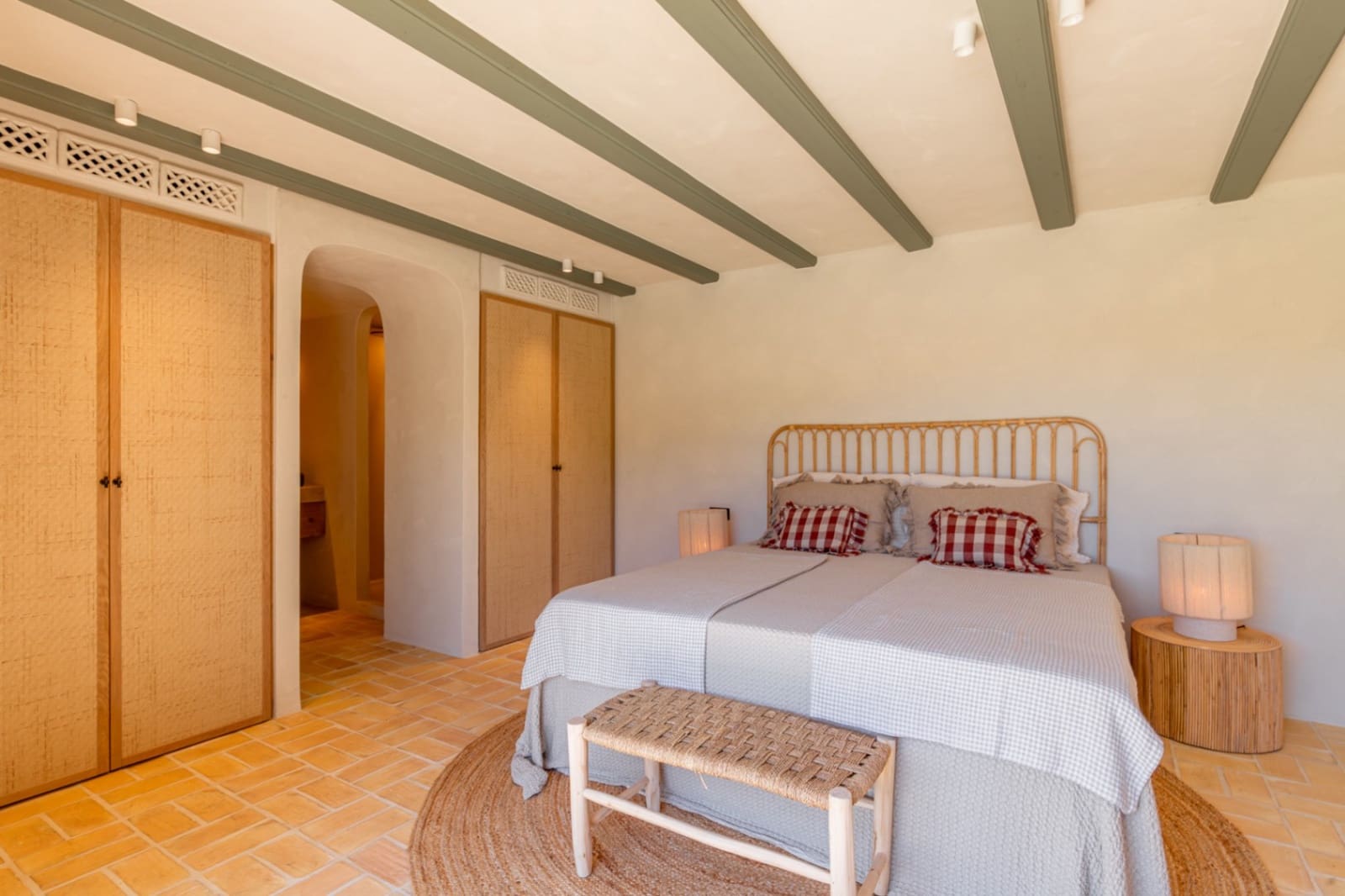 4 bedroom Villa for sale in Javea / Xabia with pool garage - € 2,300,000 (Ref: 9974420)
