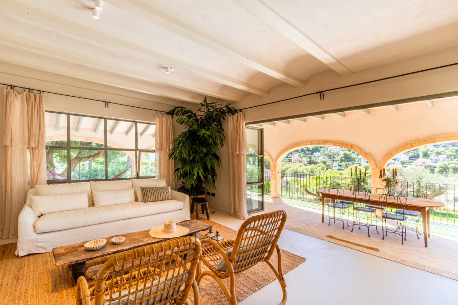 4 bedroom Villa for sale in Javea / Xabia with pool garage - € 2,300,000 (Ref: 9974420)